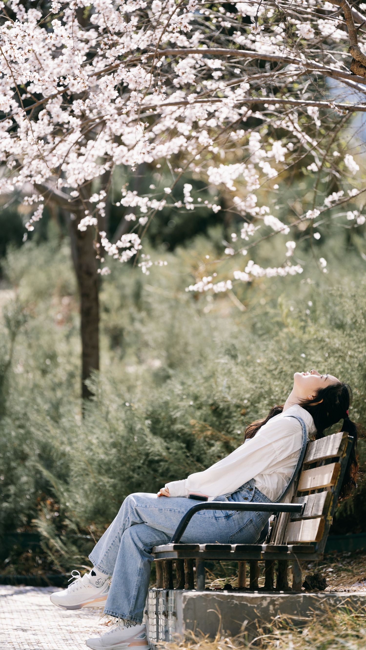Creative portrait photography using natural light and emotion by Wesley Yan