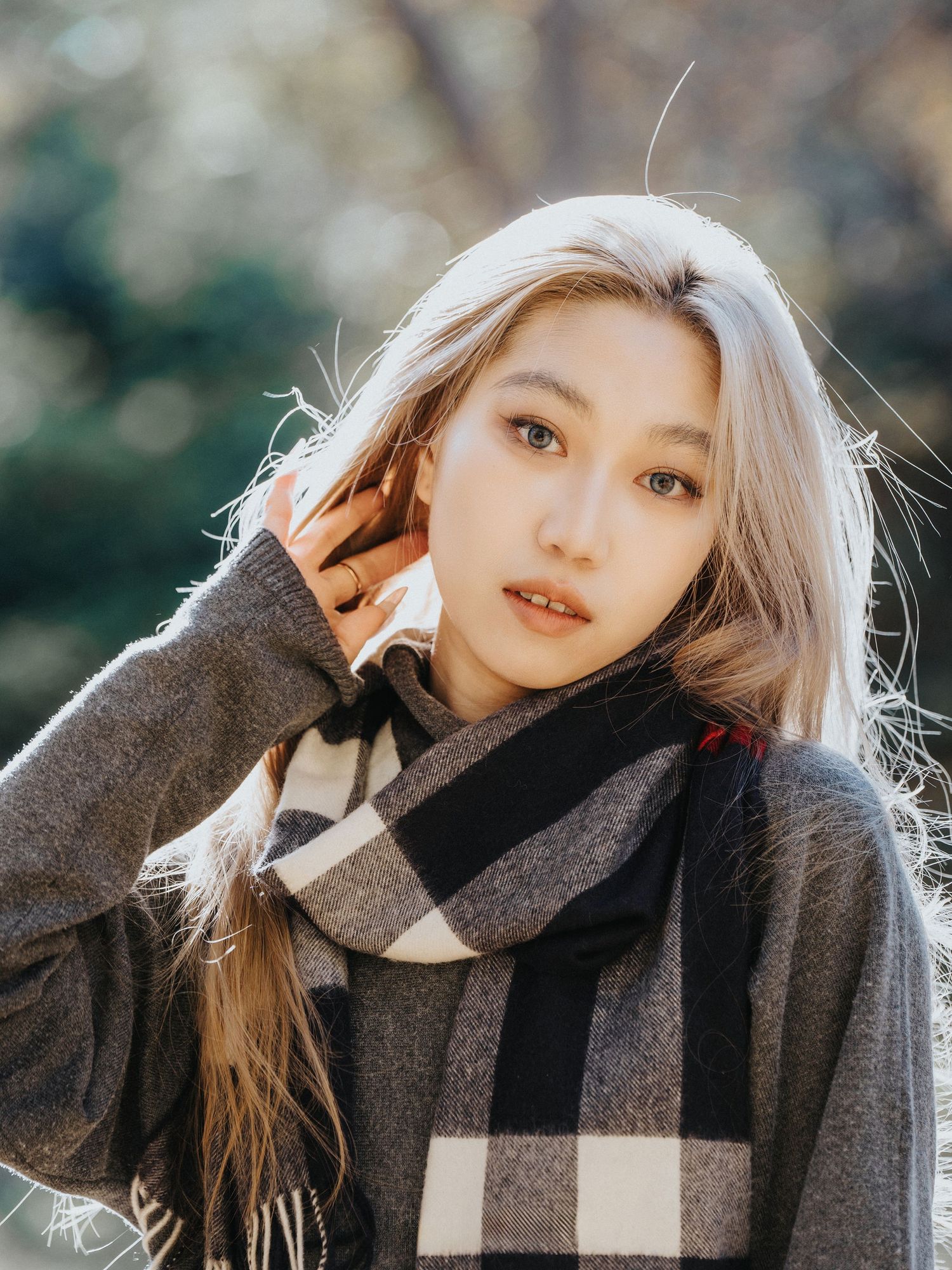 Creative portrait photography using natural light and emotion by Wesley Yan