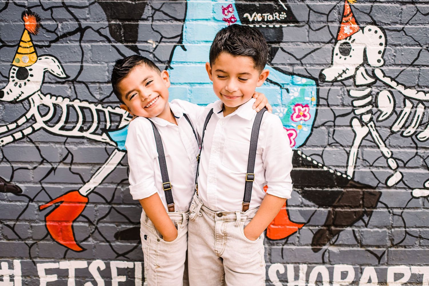 fun urban family photos in dallas fort worth bishop arts district