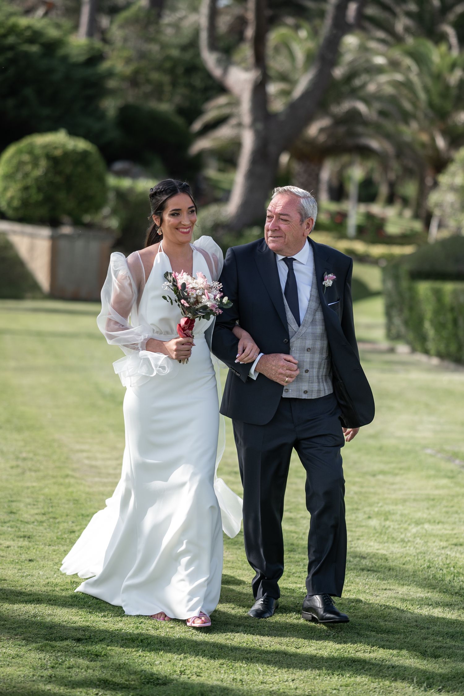 Series of candid wedding photos showing a couple sitting and laughing together on a sunny lawn.