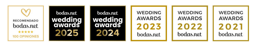 Six wedding website award badges from TheKnot arranged horizontally showing accolades from 2021-2024.