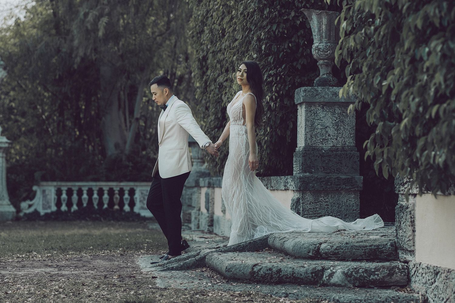 Creative, modern, and romantic New Orleans wedding couple portraits with candid, timeless photography capturing love and real moments