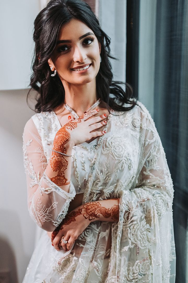Creative, modern, and romantic New Orleans indian wedding couple portraits with candid, timeless photography capturing love and real moments