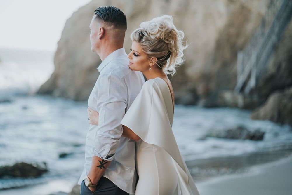 Creative, modern, and romantic New Orleans wedding couple portraits with candid, timeless photography capturing love and real moments.