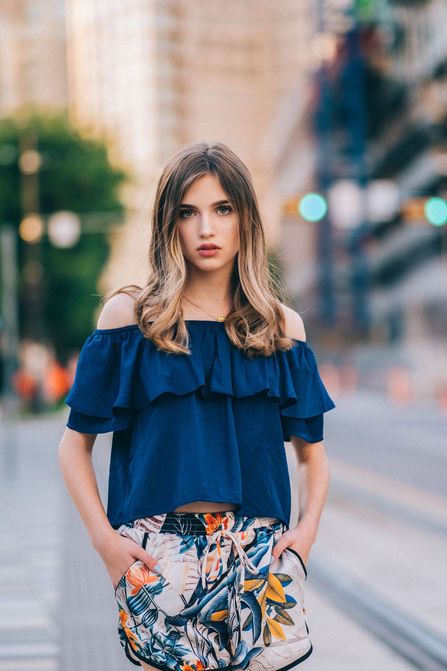 new orleans high school senior portraits photo french quarter downtown editorial vibes fashion