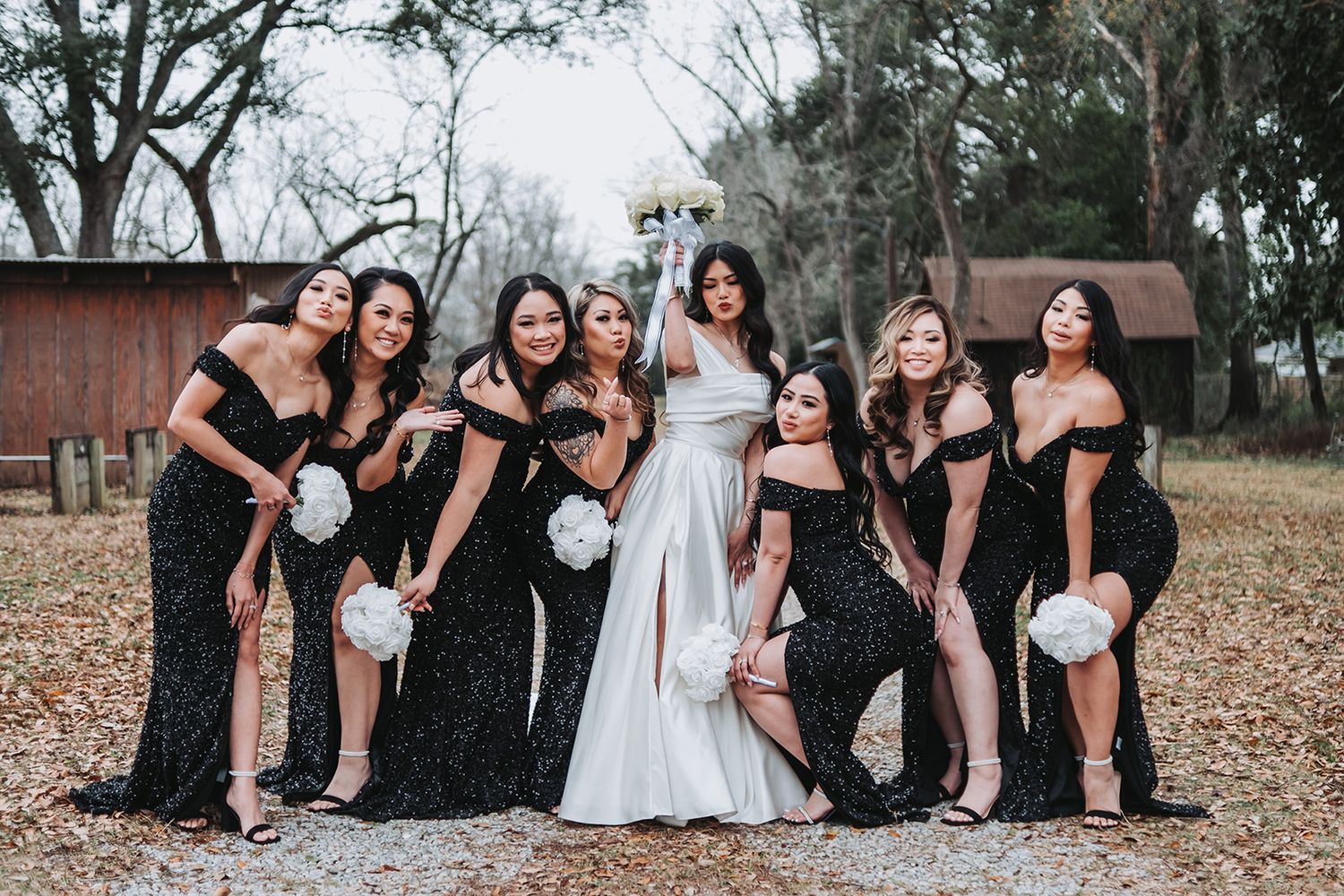 New Orleans wedding party photos with bridal party, bridesmaids, and groomsmen captured in candid and classic group portraits