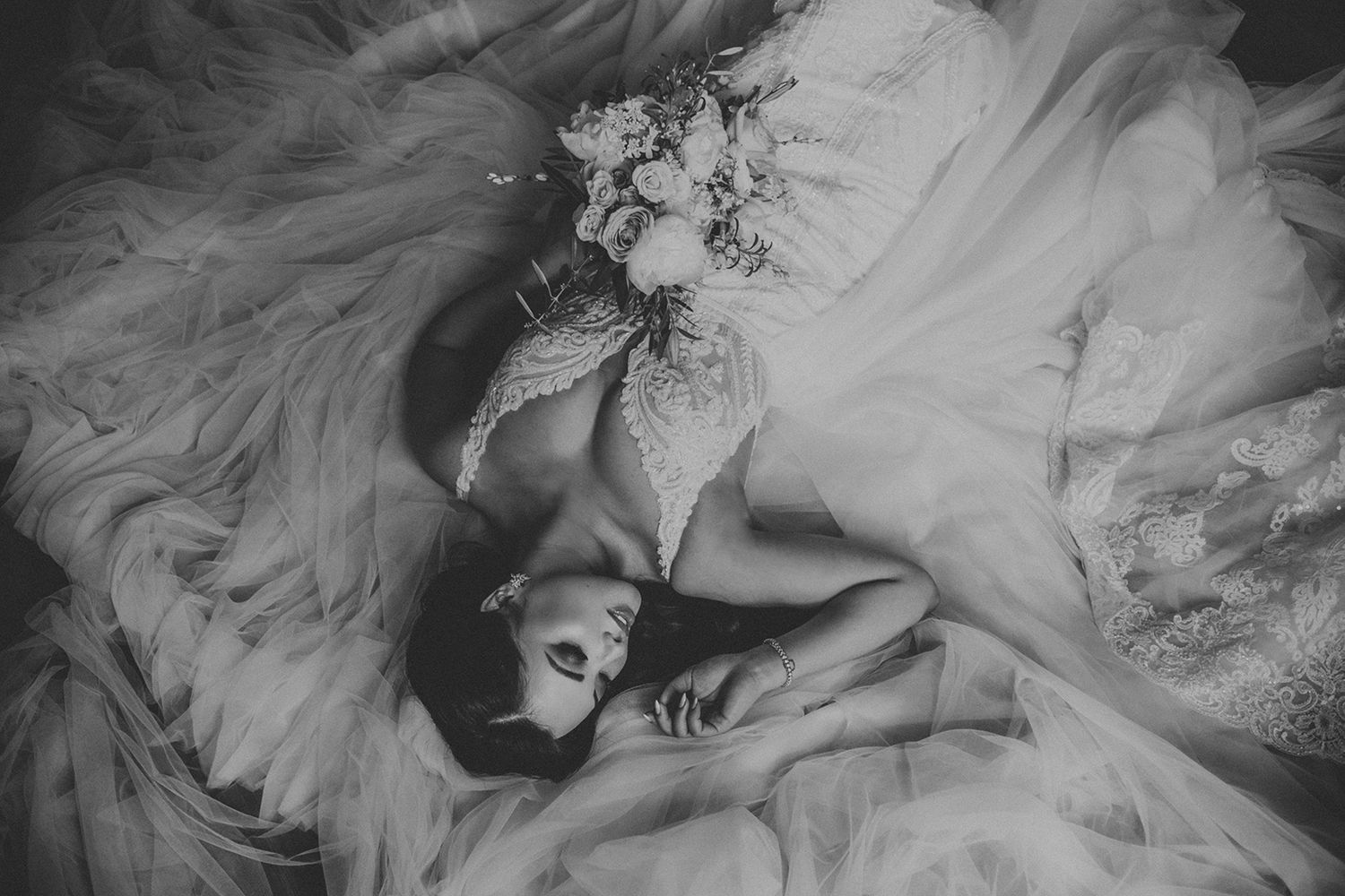 Creative, modern, and romantic New Orleans wedding couple portraits with candid, timeless photography capturing love and real moments