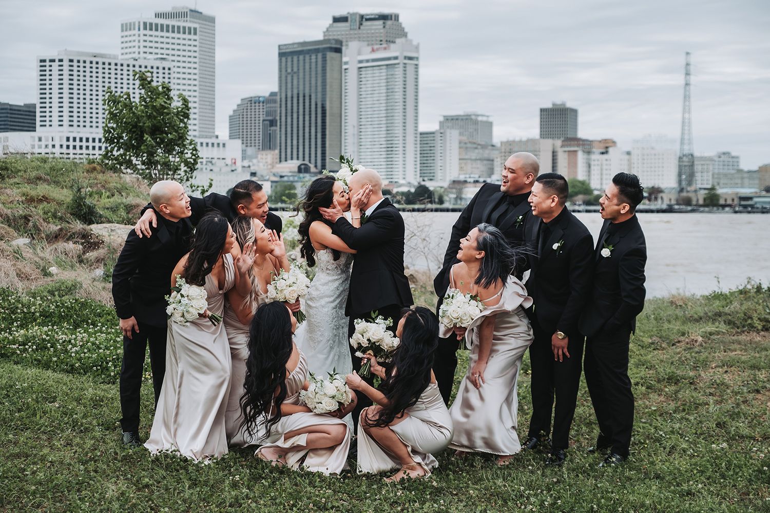 New Orleans wedding party photos bridal party photos
