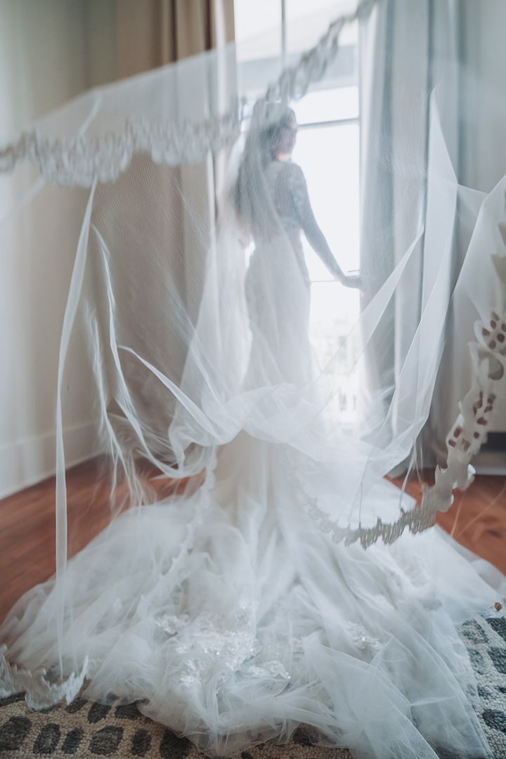 Creative, modern, and romantic New Orleans wedding couple portraits with candid, timeless photography capturing love and real moments
