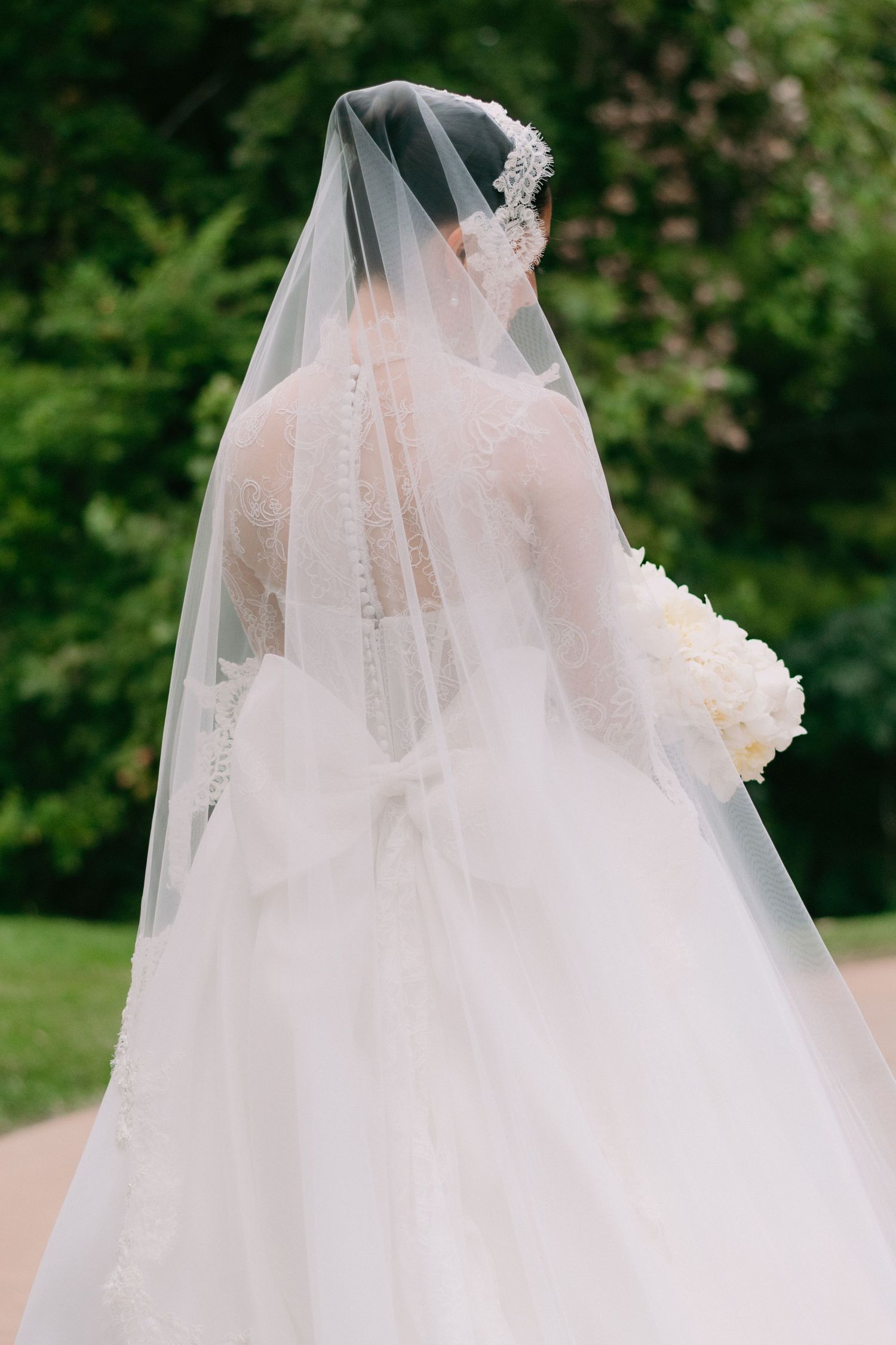Wausau, Eau Claire, Green Bay, Wisconsin Wedding Photography. Catholic Bride in documentary lifestyle photo.