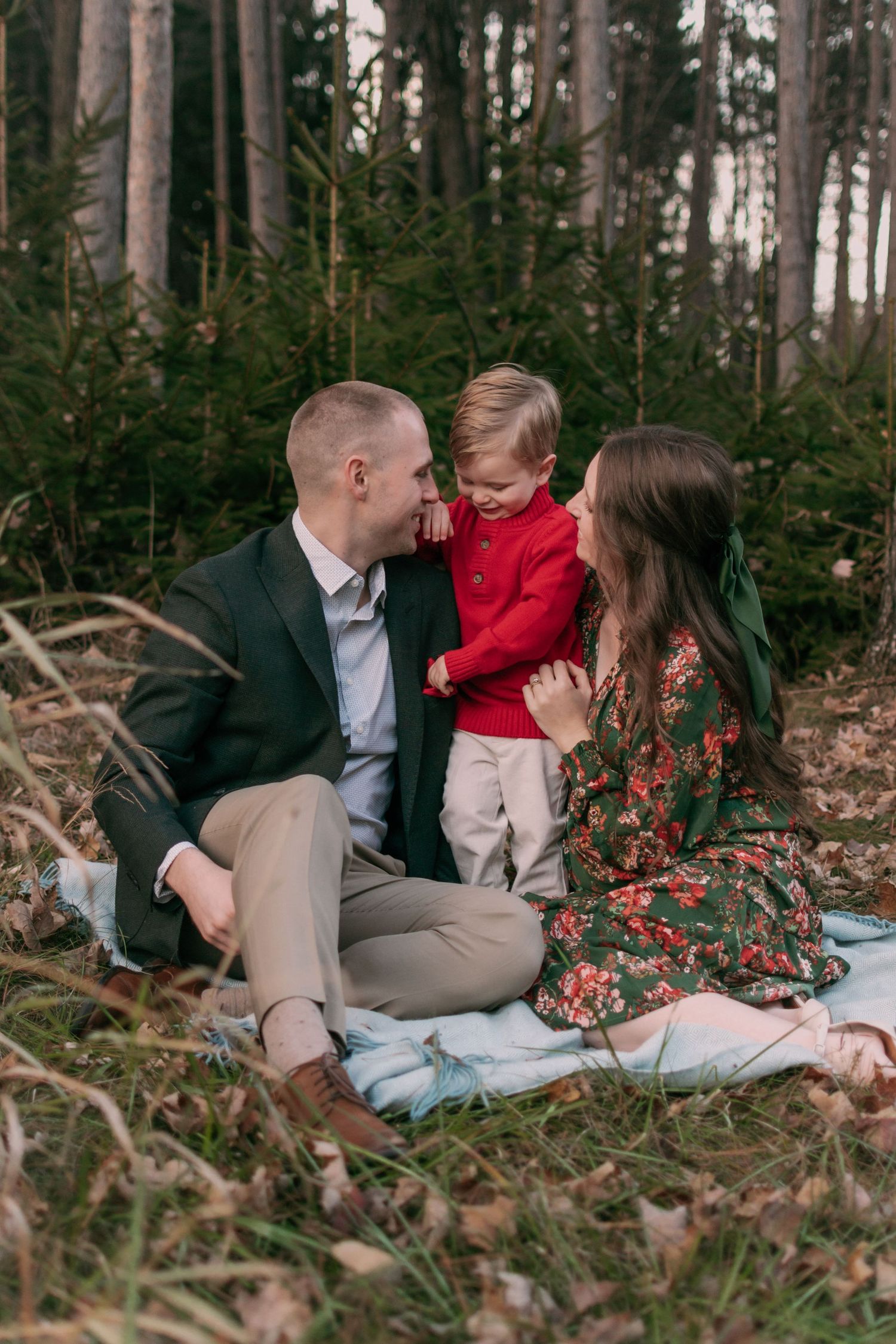 Wausau, Eau Claire, Green Bay, Wisconsin Wedding | Family | Newborn Photography.