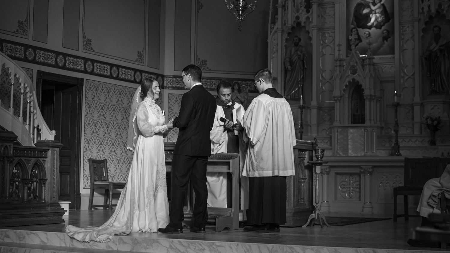 Wausau, Eau Claire, Green Bay, Wisconsin Wedding | Family Photography. Catholic Bride and Groom in documentary lifestyle photo.