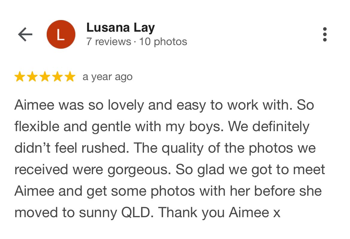 A positive 5-star review on a white background praising the quality of photos and friendly service.
