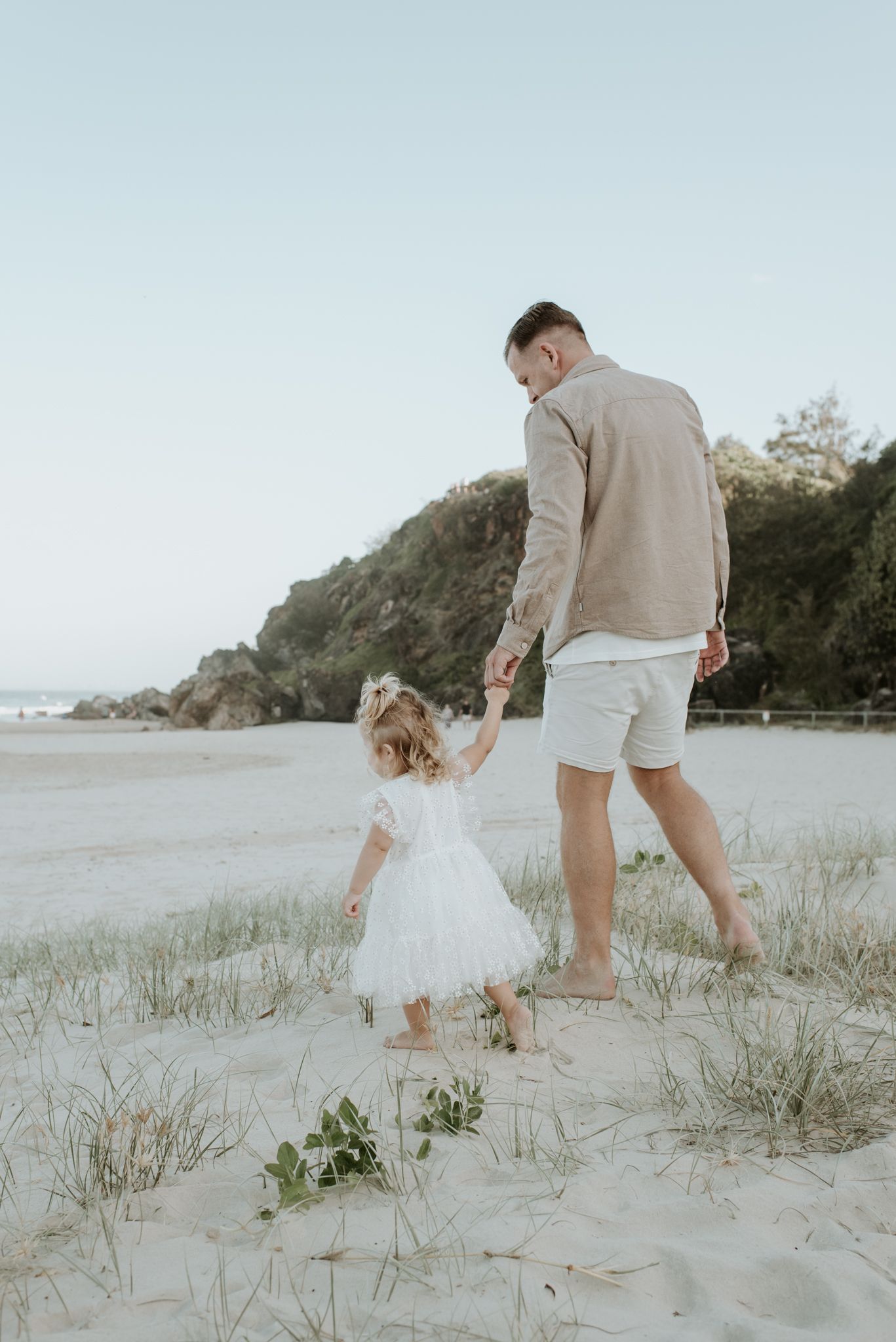 white beach dress for family pictures Hawaii Family Photos | Family Vacation Photos | Beach Photos
