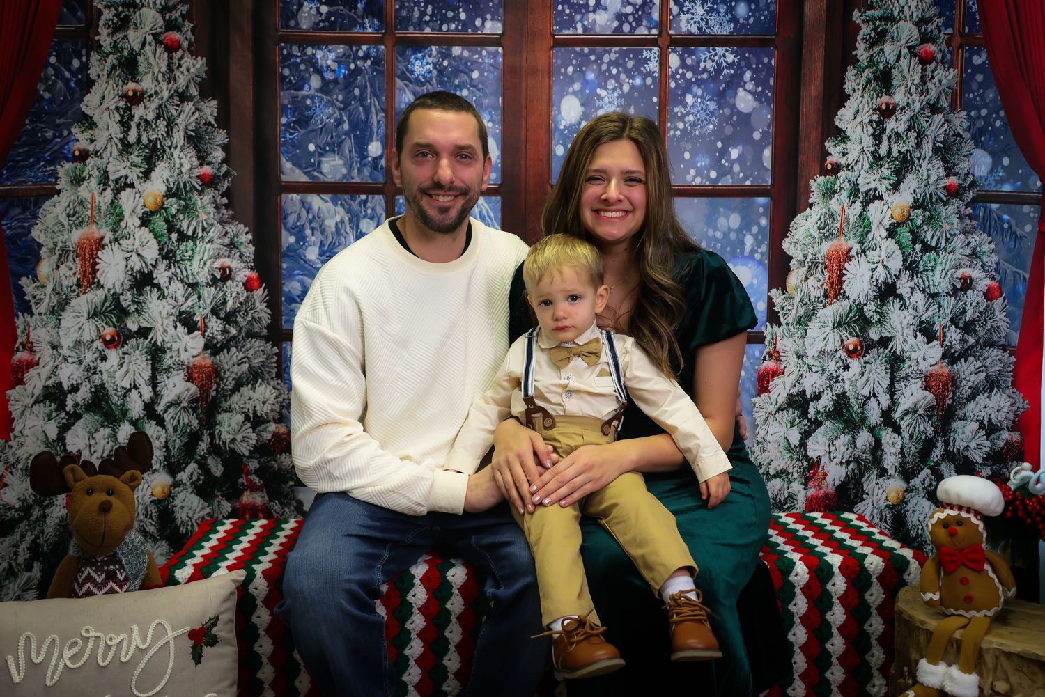 A series of holiday photos showing people sitting together in front of decorated Christmas trees and festive decor.