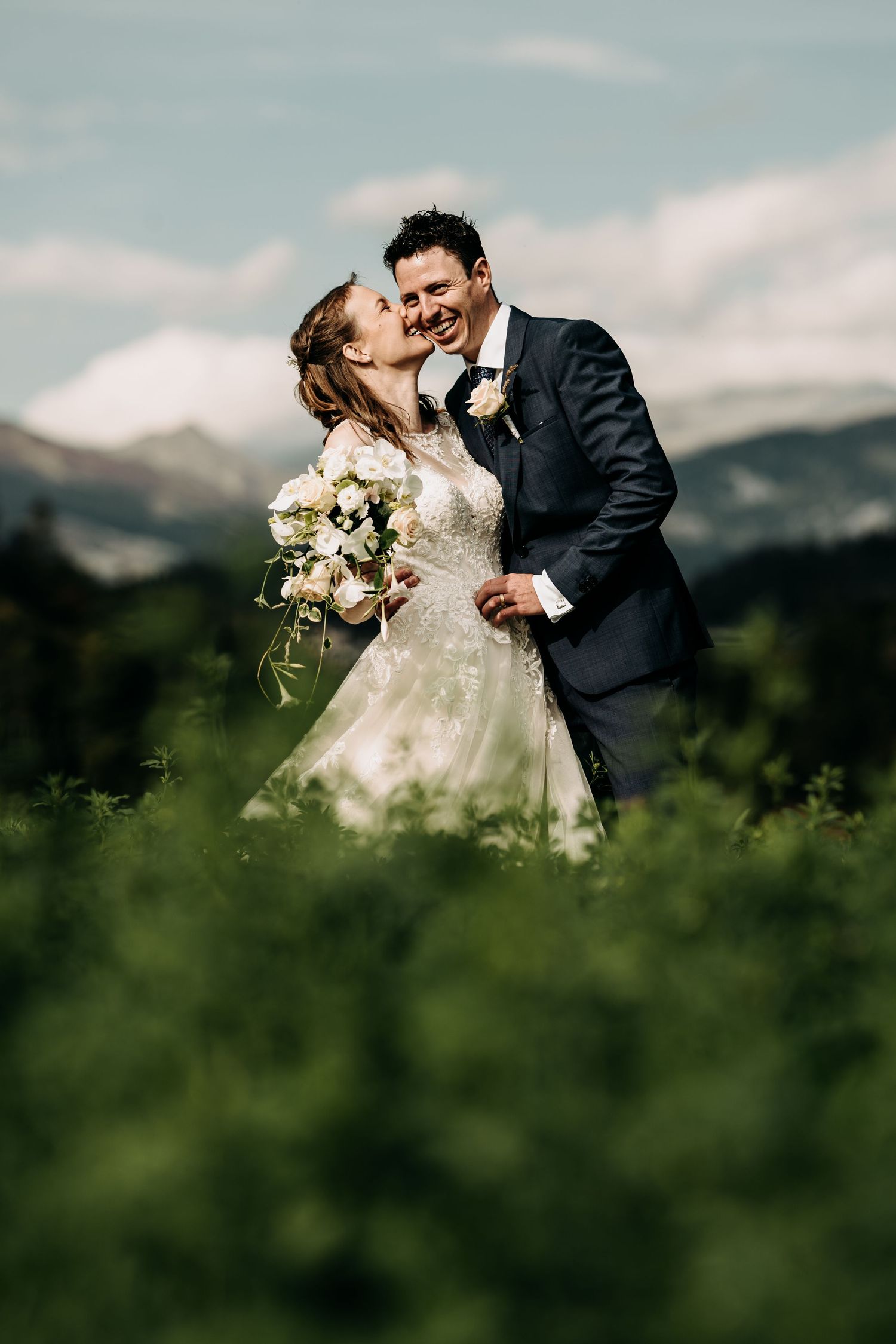 Hochzeit Bonaduz & Flims Graubünden Schweiz – romantische, natürliche Hochzeitsfotos in den Alpen, professionelle Fotografie in der Ostschwe