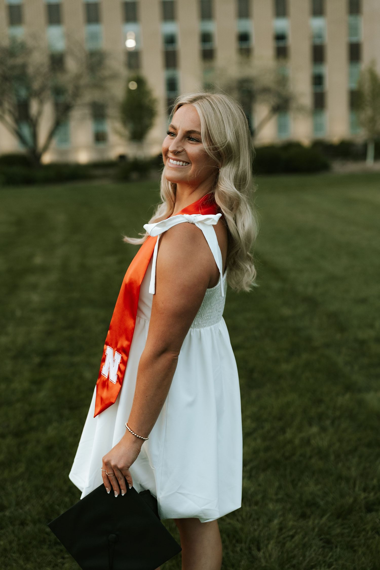 girl posing for grad photos