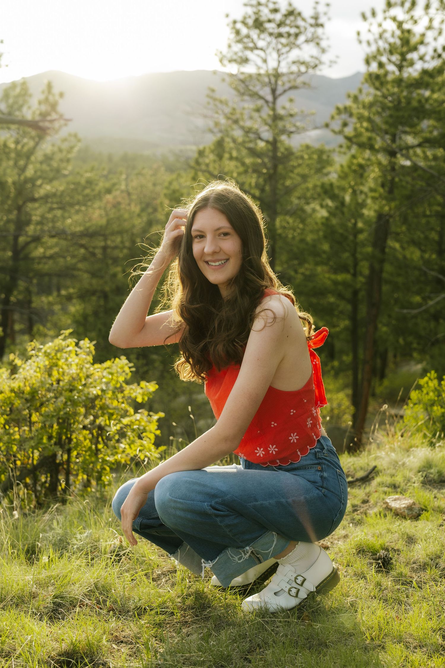 girl posing for creative senior photos