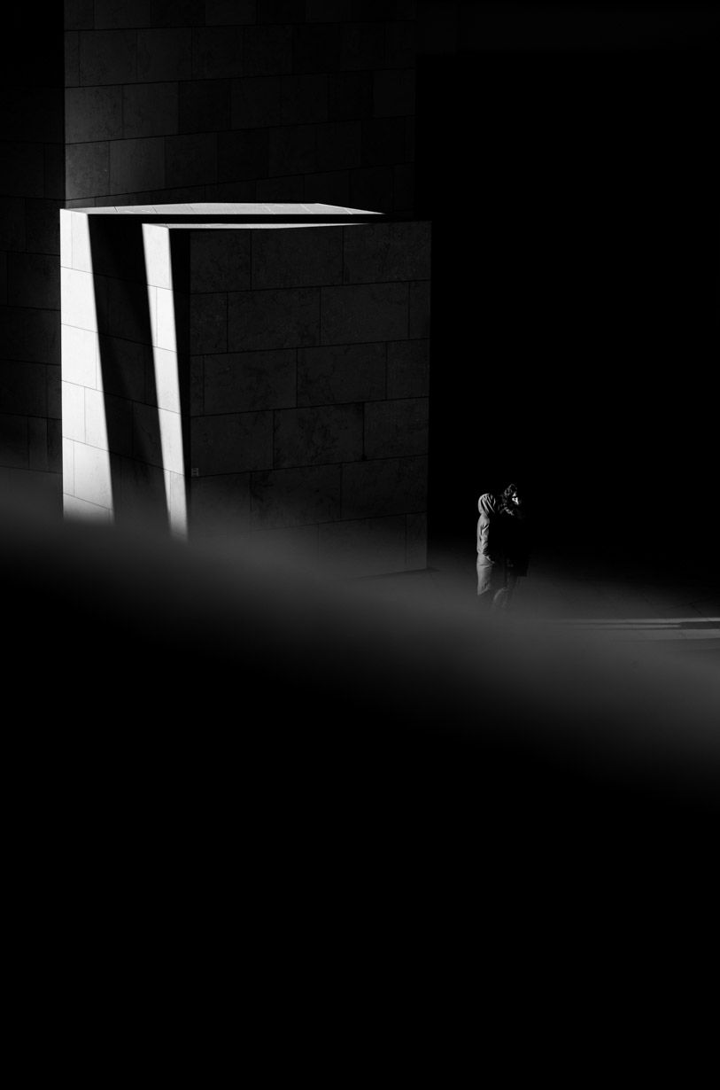 Photographie abstraite architecture, lumière et ombre — CYRBOX Cyril Cornet Leica