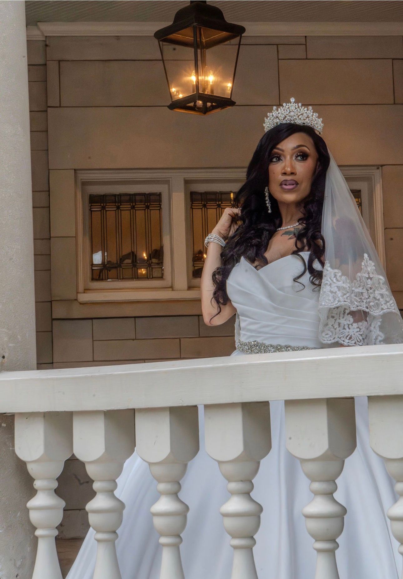 Atlanta portrait photoshoot featuring elegant white dress and bride – Vera-Lane’s Photography & Media