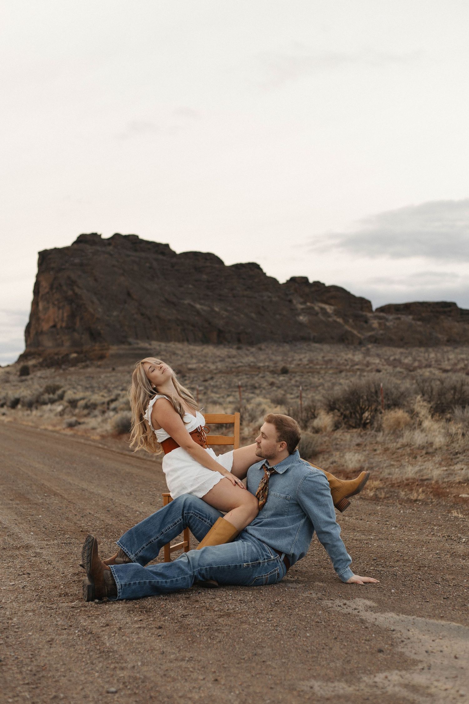 Oregon Photographer, Oregon Photography, Central Oregon Photographer, Cinematic, Documentary, Pnw, Portrait, Couples, Wedding, Engagement