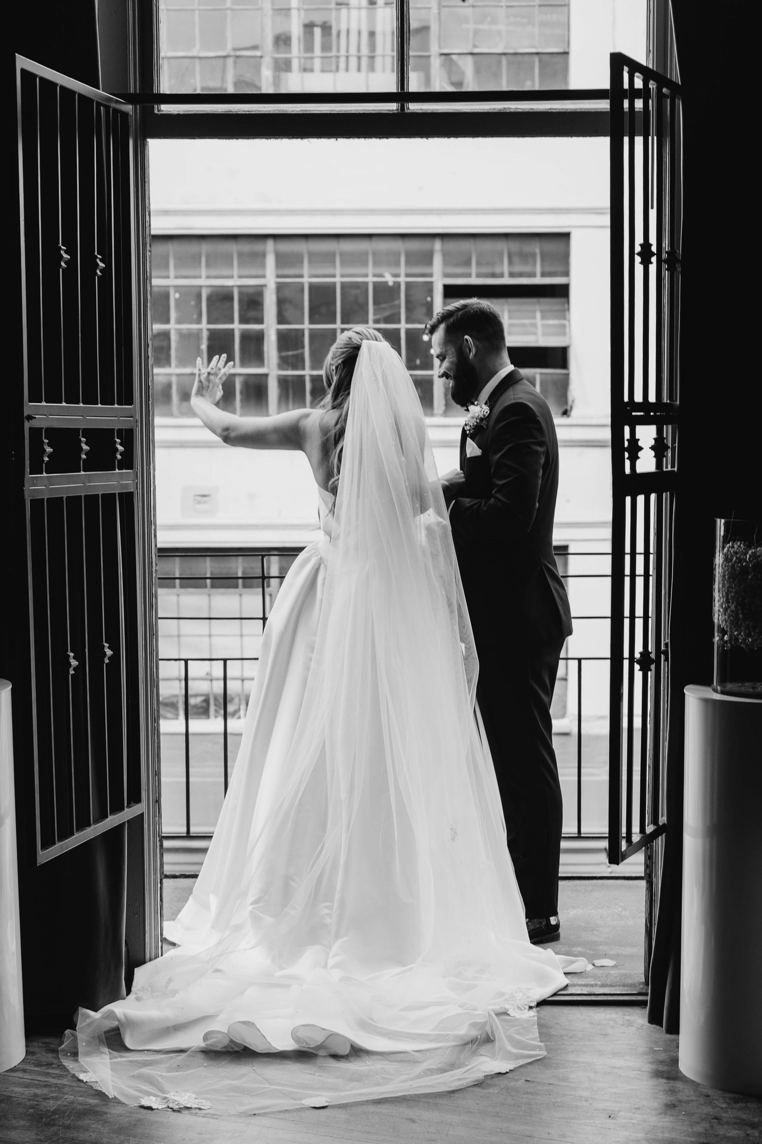 Oregon Photographer, Oregon Photography, Central Oregon Photographer, Cinematic, Documentary, Pnw, Portrait, Couples, Wedding, Engagement