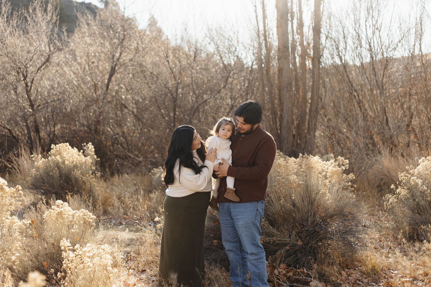 Oregon Photographer, Oregon Photography, Central Oregon Photographer, Cinematic, Documentary, Pnw, Portrait, Couples, Wedding, Engagement