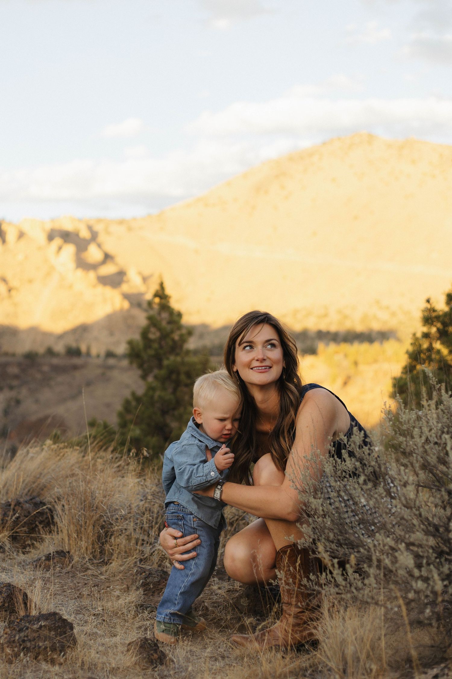 Oregon Photographer, Oregon Photography, Central Oregon Photographer, Cinematic, Documentary, Pnw, Portrait, Couples, Wedding, Engagement