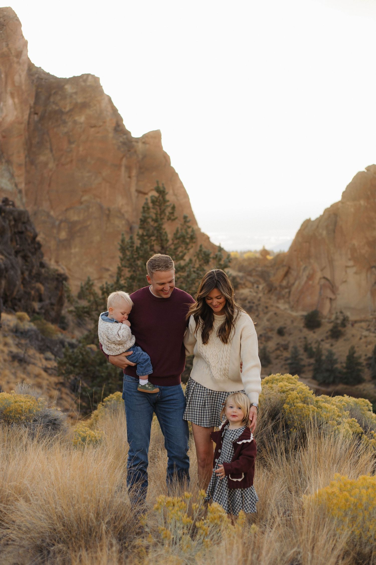 Oregon Photographer, Oregon Photography, Central Oregon Photographer, Cinematic, Documentary, Pnw, Portrait, Couples, Wedding, Engagement