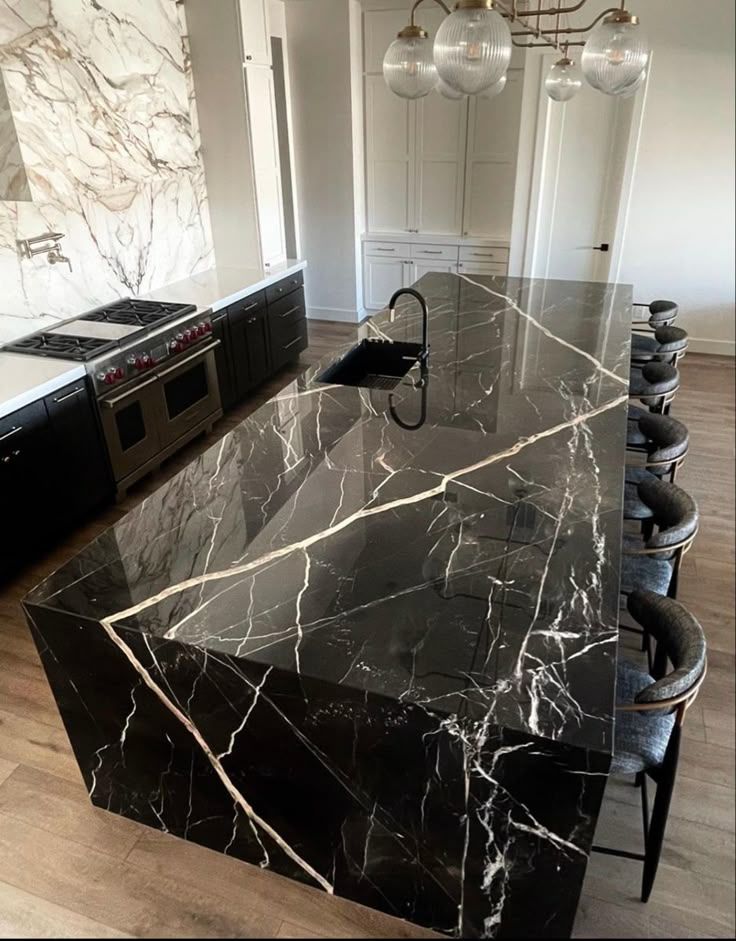 Marble & natural stone restoration, protection and care in kelowna, okanagan valley, vancouver, victoria and whistler.  Stone care experts.