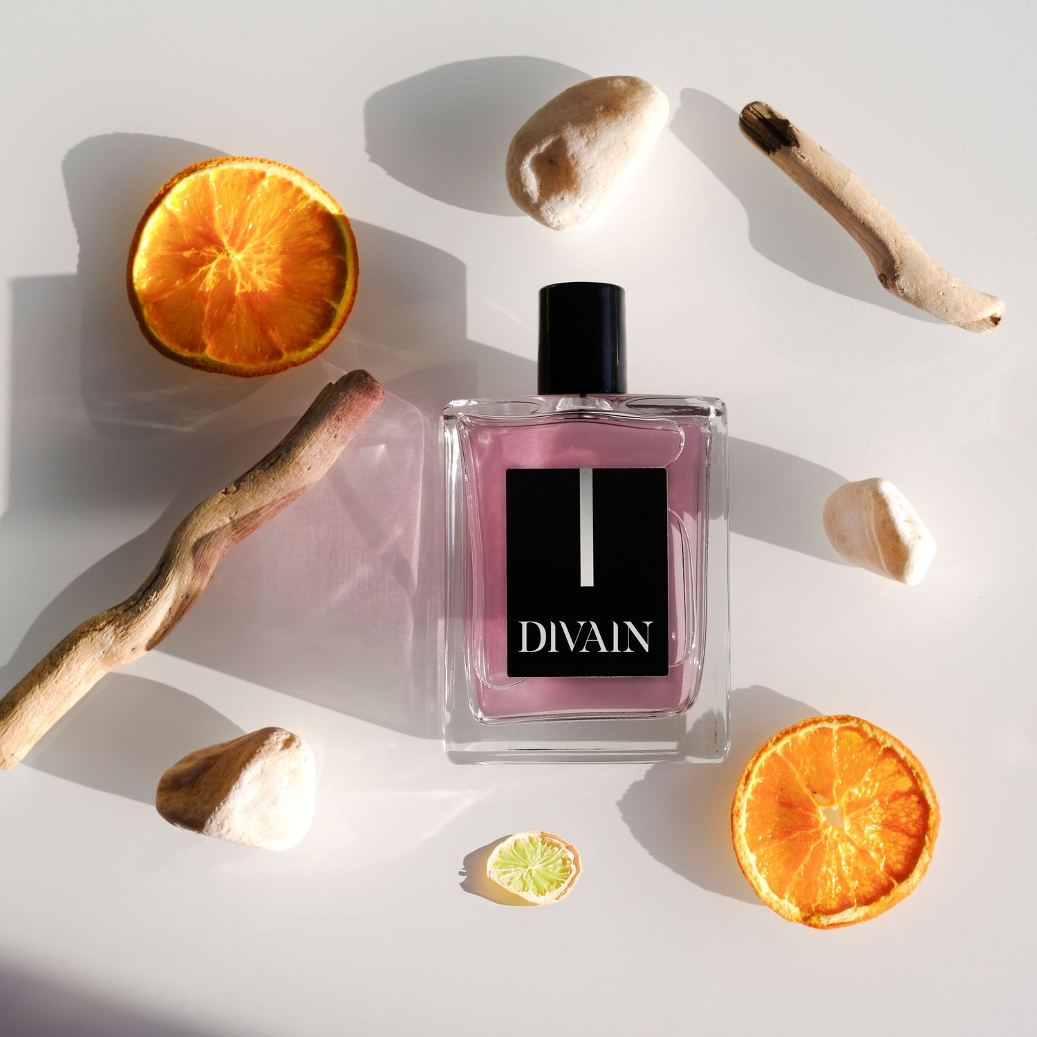 Fotografía ecommerce de cosmético con detalles de composición y textura. Imagen profesional para tiendas online en Oviedo.