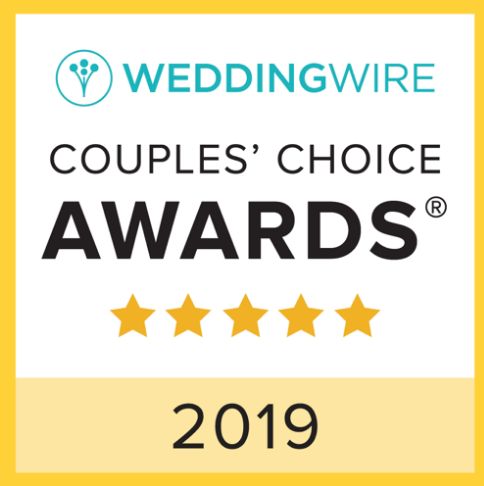 WeddingWire Couples Choice Awards 2019 emblem with gold star rating display.