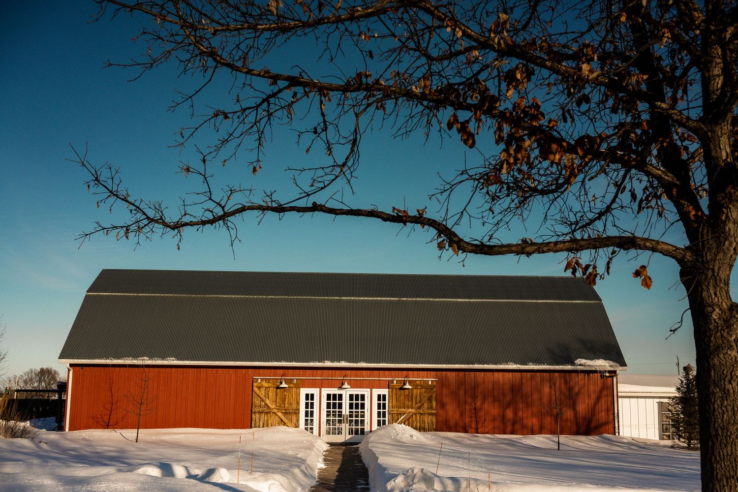 photography, milestone photography, baby, family photos, Minnesota, wedding photography, lifestyle, candid, high-end, barn