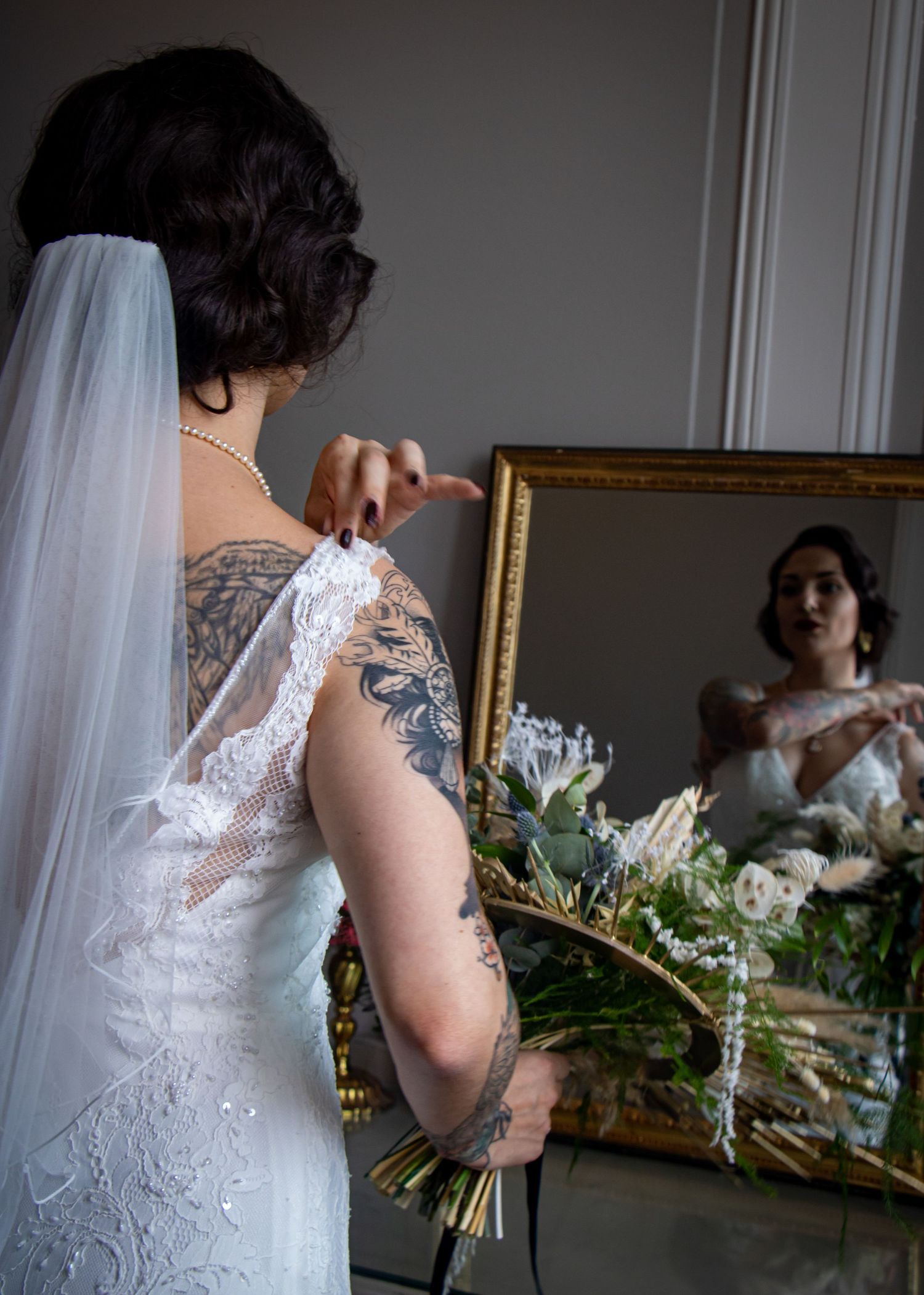 Photo en lumière naturelle d'un couple lors d'un mariage sur Nancy et ses alentours ainsi que Reims