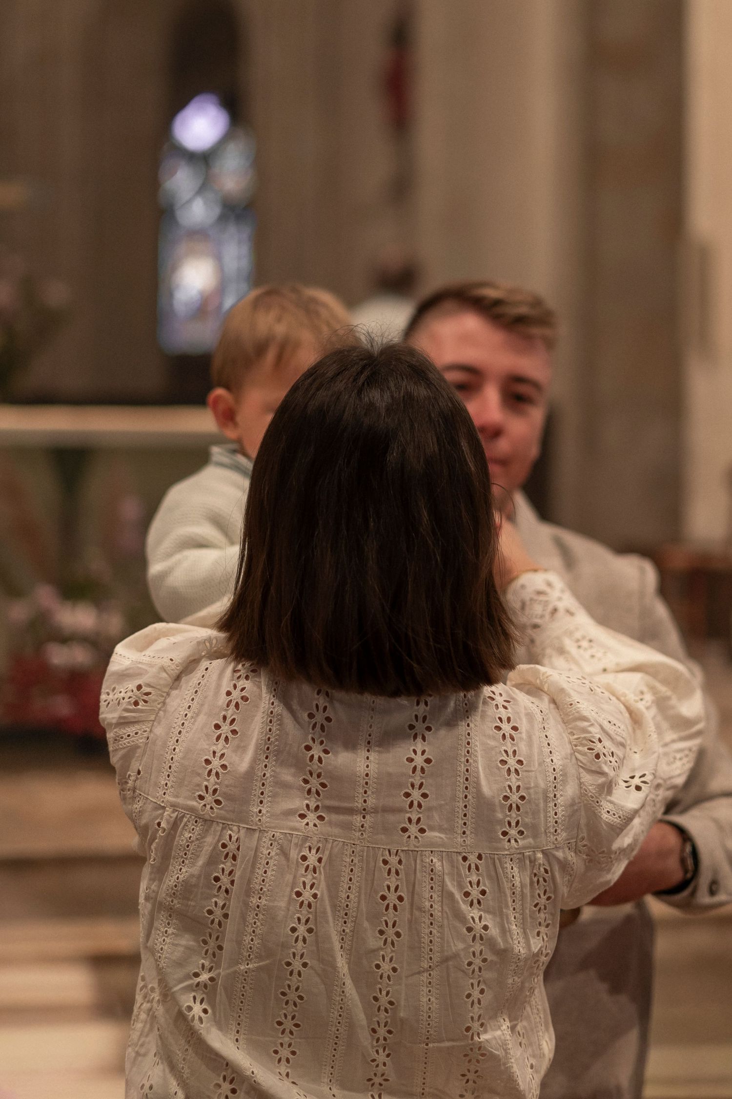 photo de baptême en famille