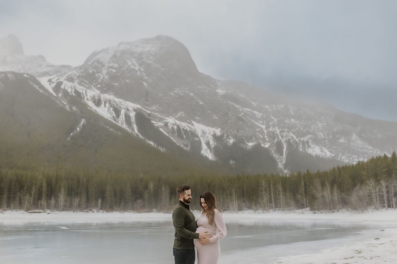 Calgary Maternity Photographer