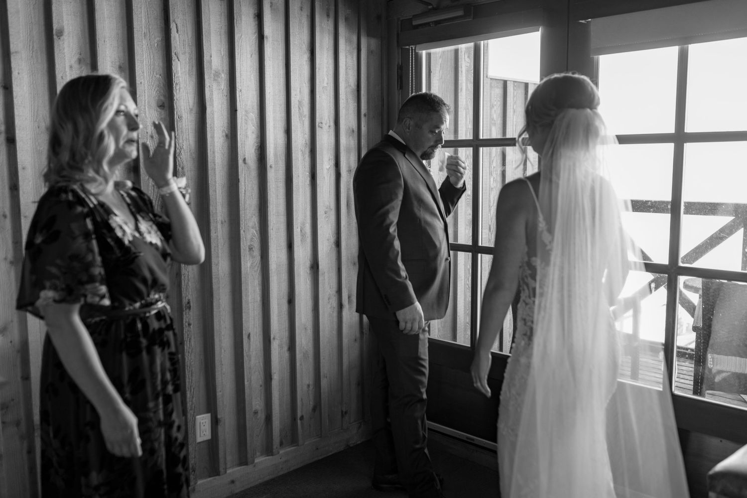 Calgary Wedding Photographer