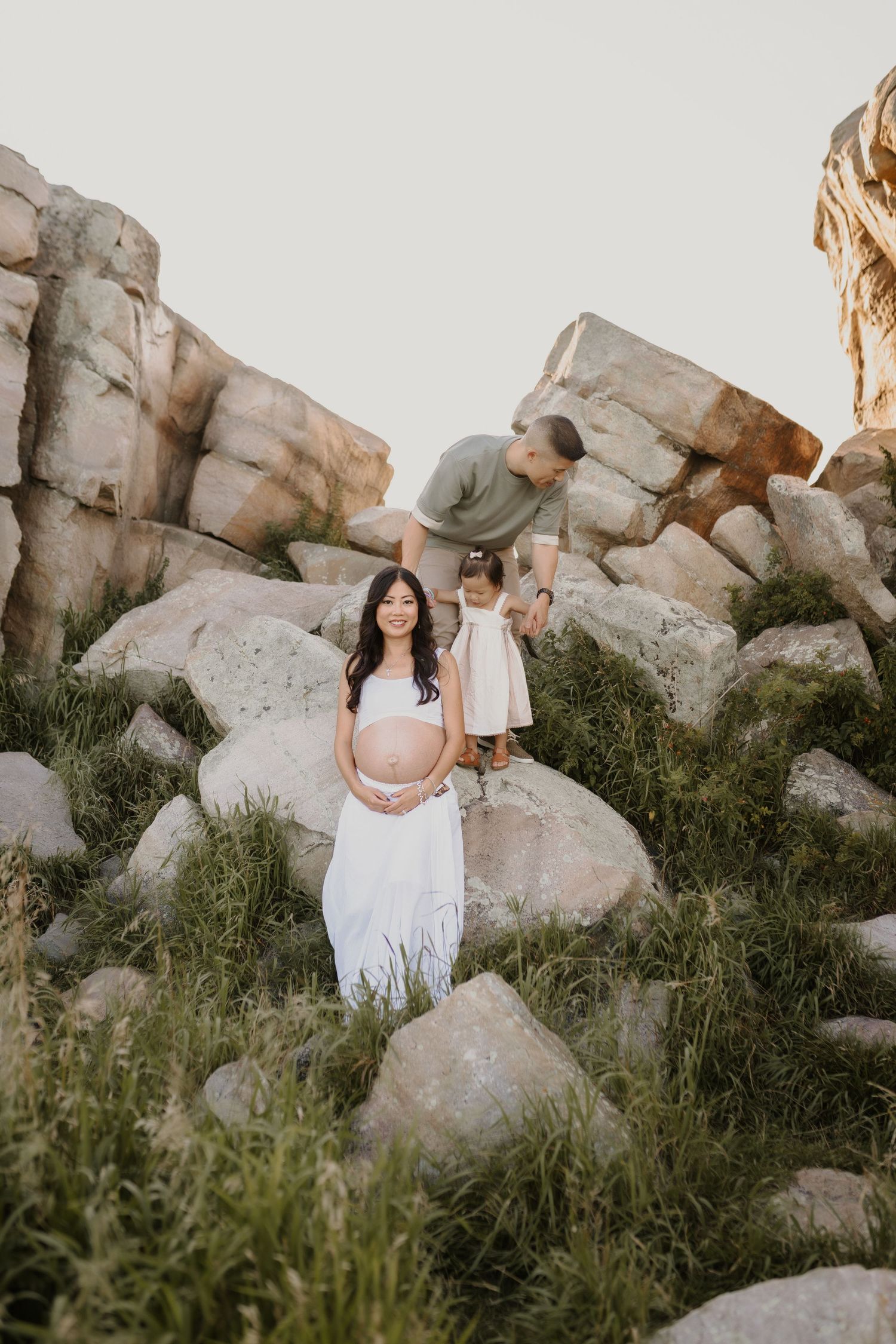 Calgary maternity photographer