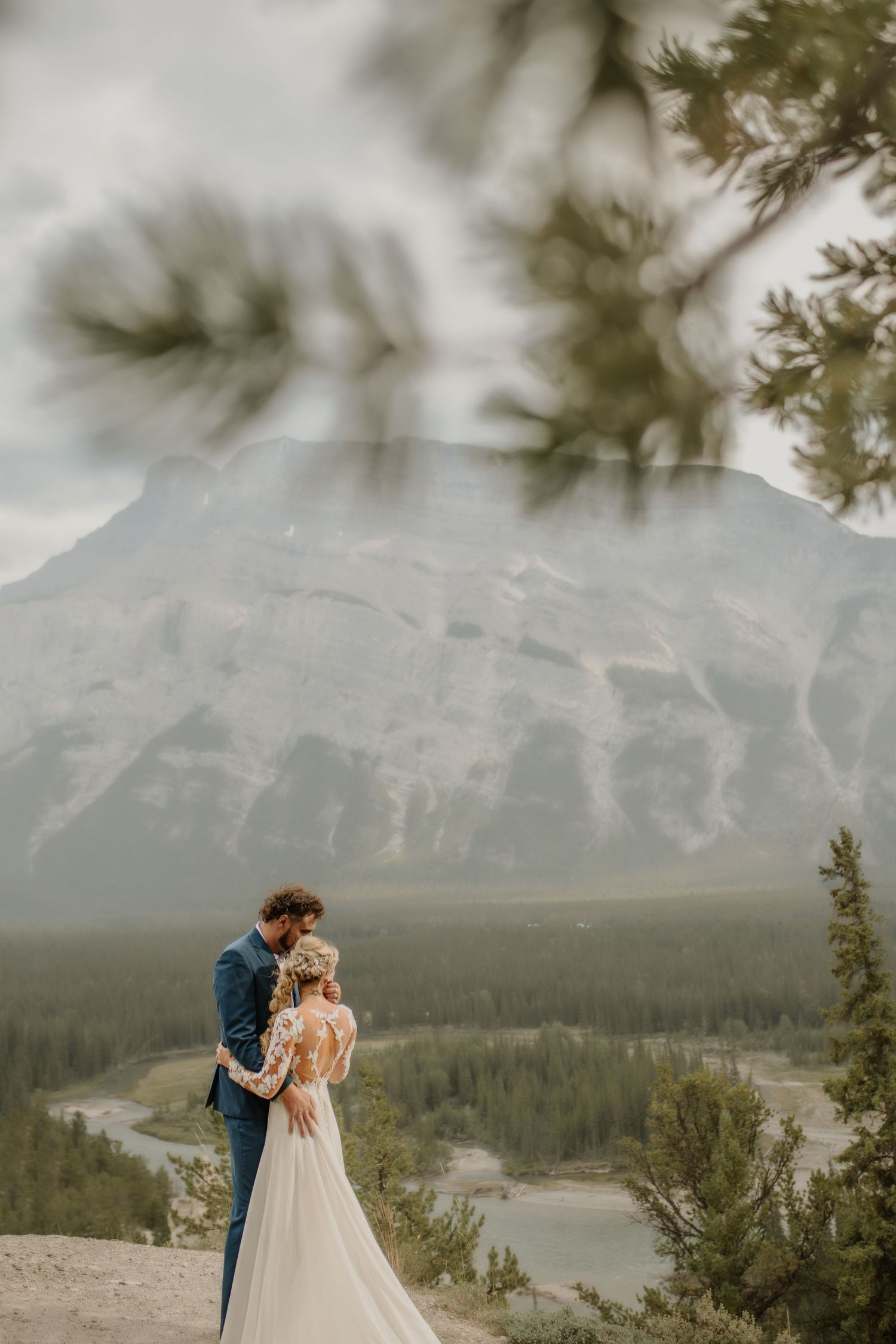 Calgary wedding Photographer