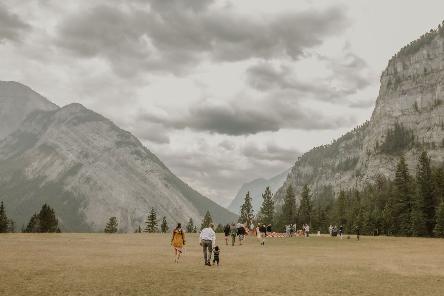 Calgary wedding Photographer