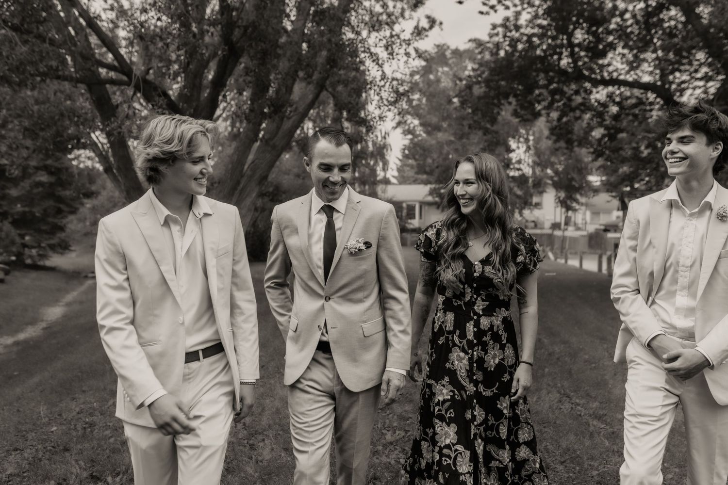 Calgary wedding Photographer
