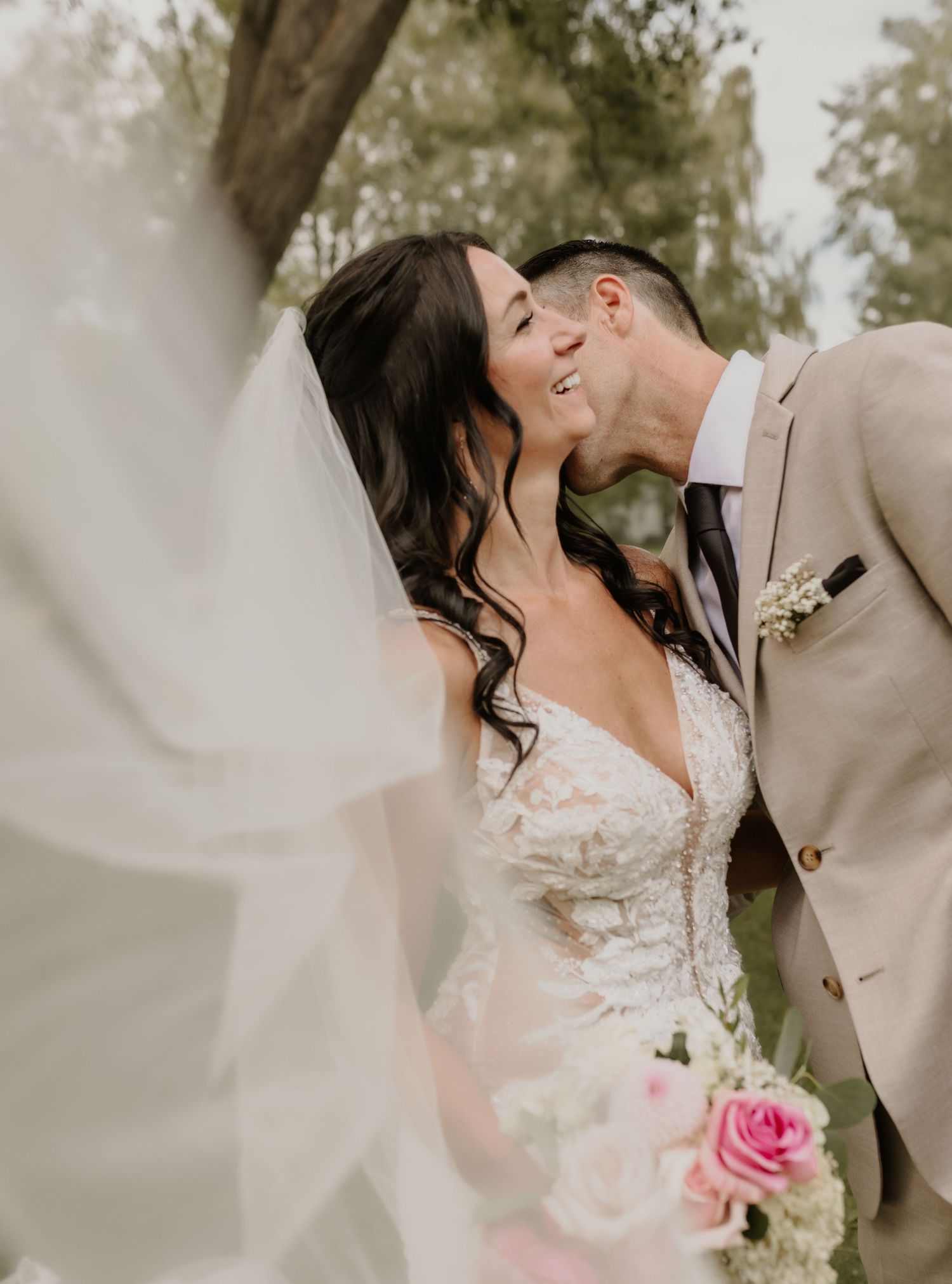 Calgary wedding Photographer