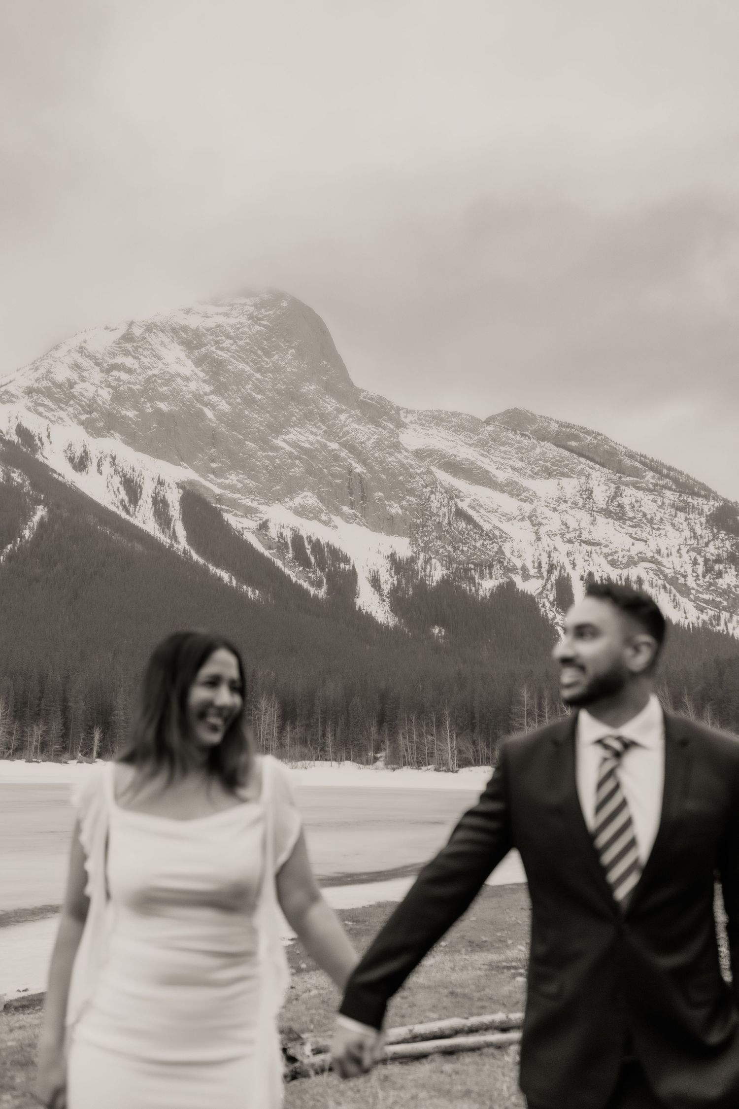 Calgary couples photographer