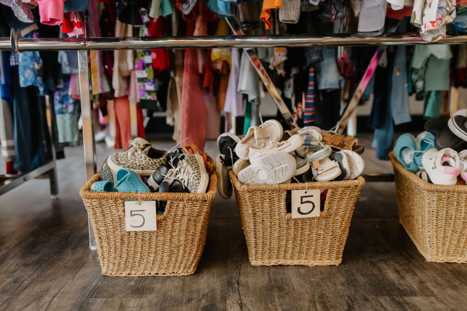 Best Places to Shop for Family Photo Outfits in Calgary