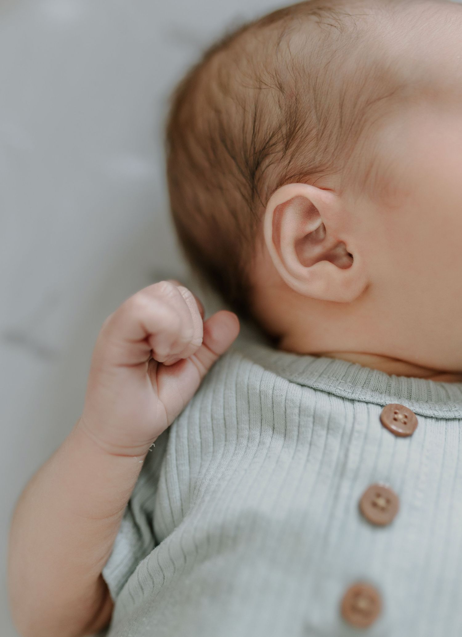 Calgary newborn photographer