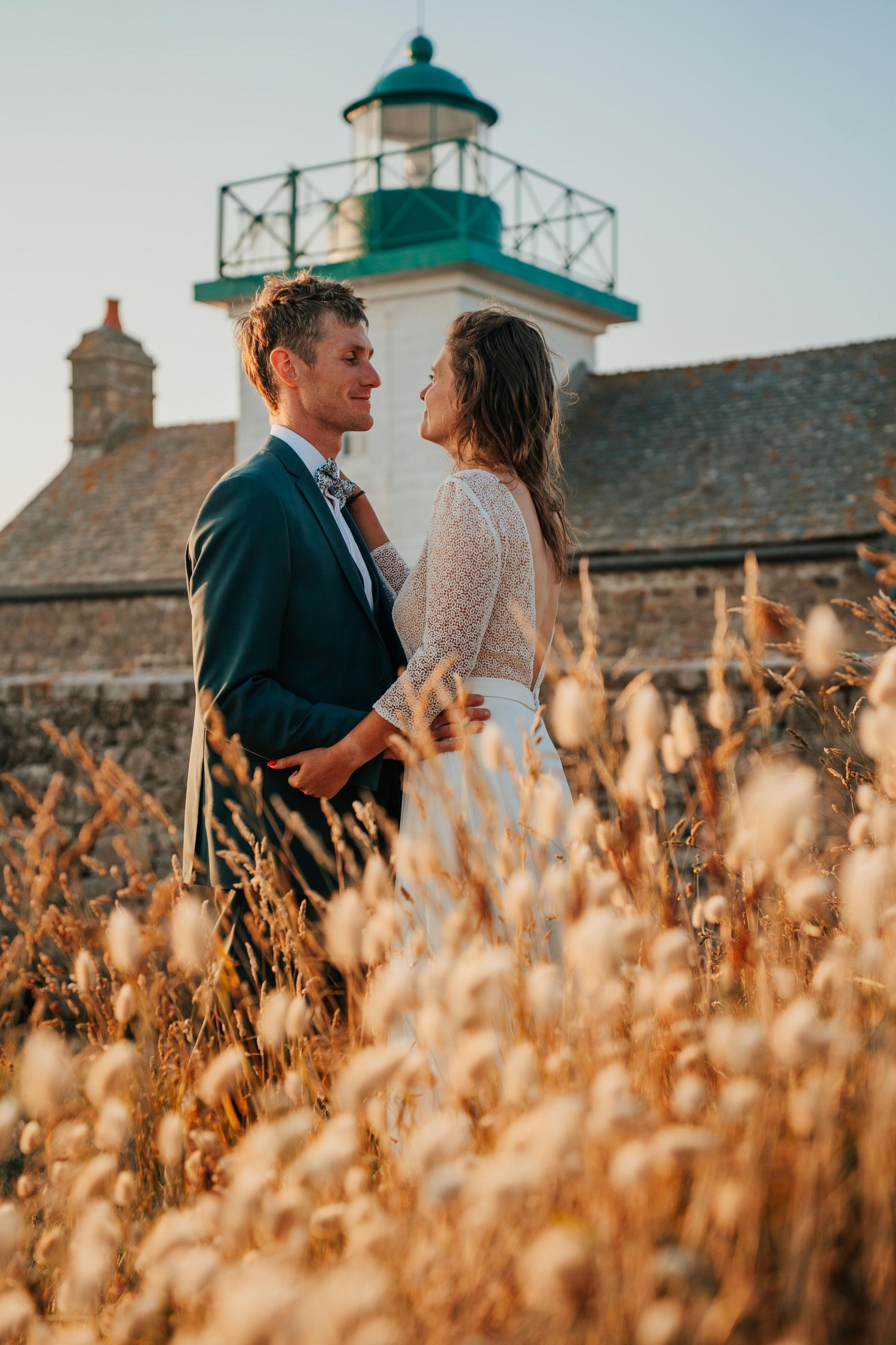 photographe mariage Cherbourg - moment romantique du couple
