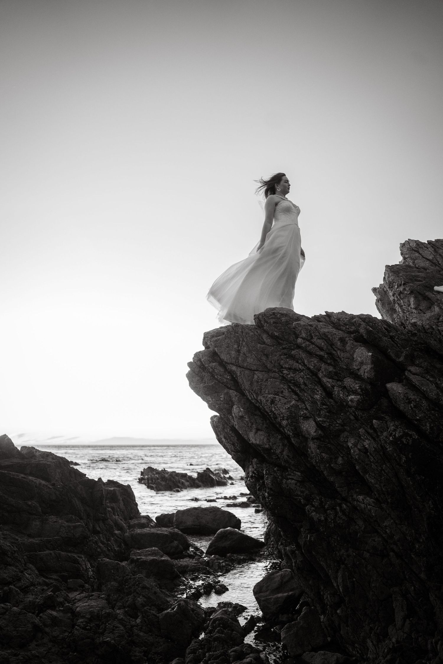 photo de la mariée sur la plage en Normandie - Liograph Studio Créatif