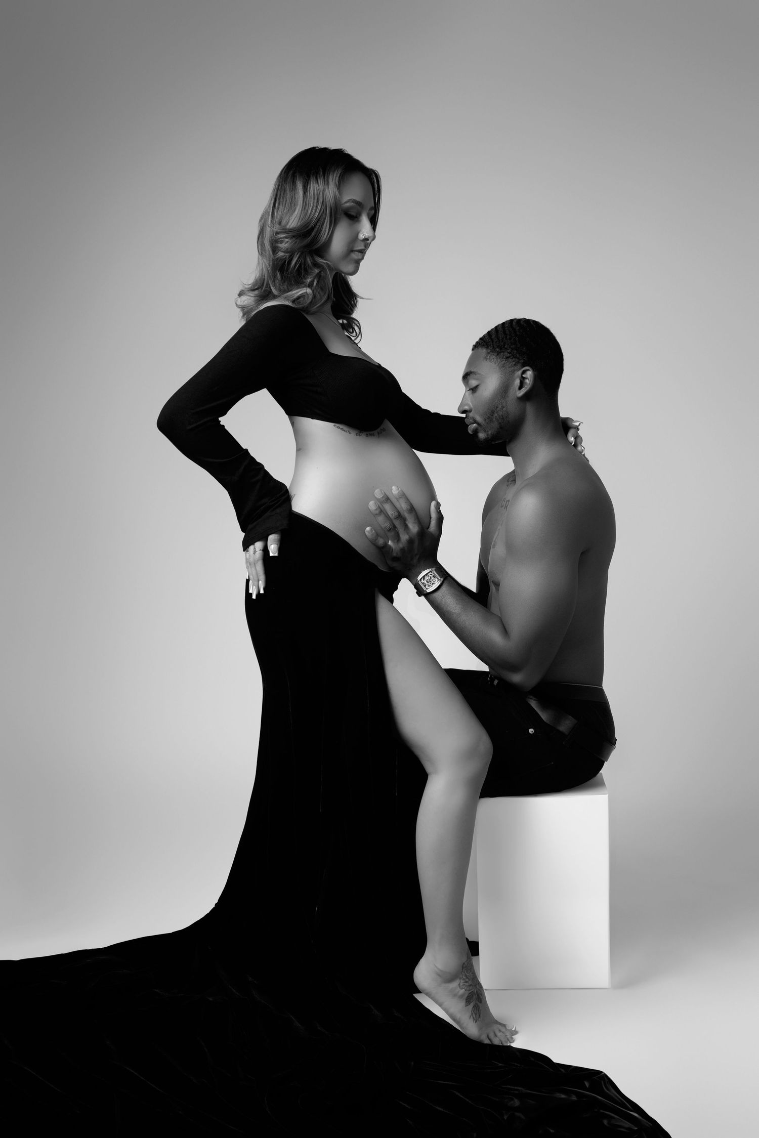 Pregnant mom and partner at our Woodland Hills studio. The best maternity photographer in Los Angeles.
