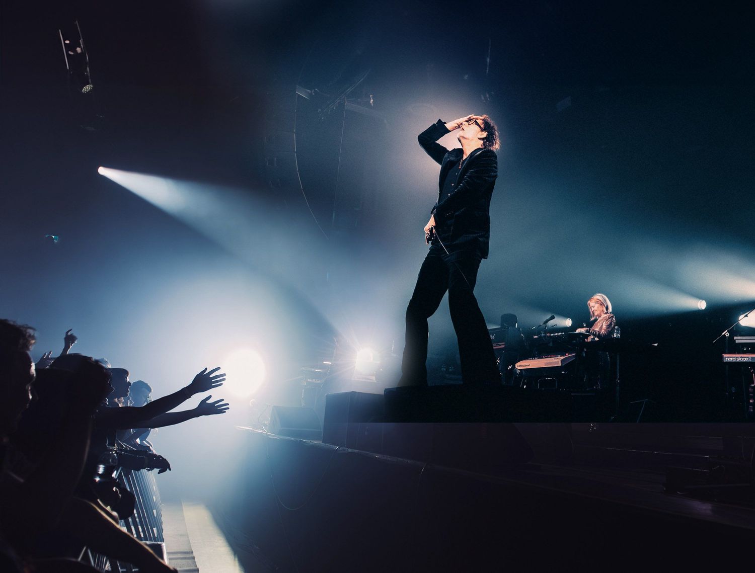 Pulp performing live at History in Toronto in 2024, photographed by Lisa Mark.