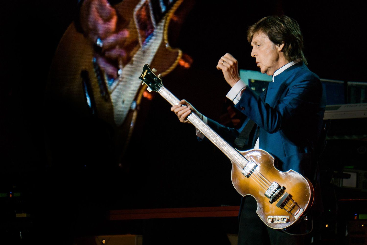 Paul McCartney performing live at FirstOntario Centre in Hamilton, Ontario on July 21, 2016, photographed by Lisa Mark.